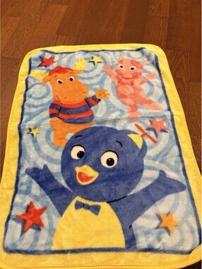 Backyardigans Baby Toddler Throw Blanket Plush Pablo Uniqua Soft Nickelodeon VTG